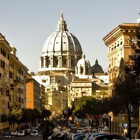 St. Peter's Square Hotel